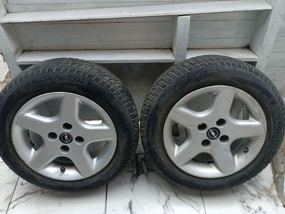 Лети джанти с гуми 185/65/R15- 310лв