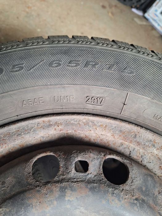 Зимни Гуми 195/65/15