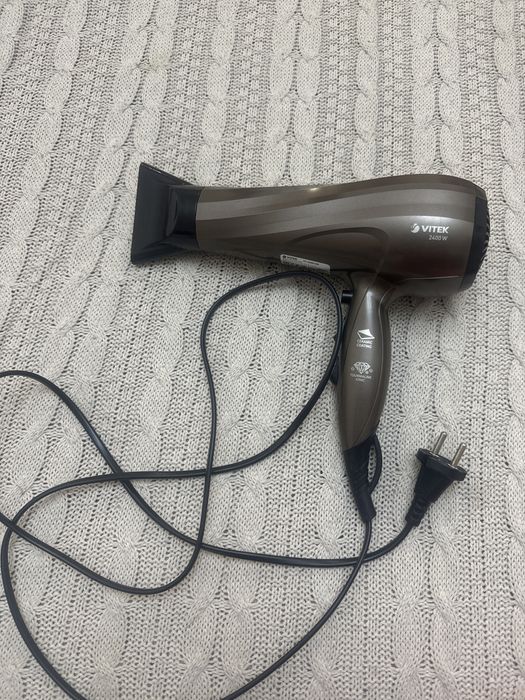 Фен Vitek 2400 w