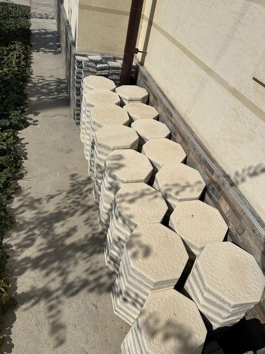 Burchatka sotiladi 18m/kvadrat