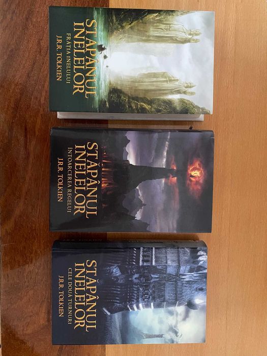 Trilogia Stăpânul Inelelor de J.R.R. Tolkien (cartonate)