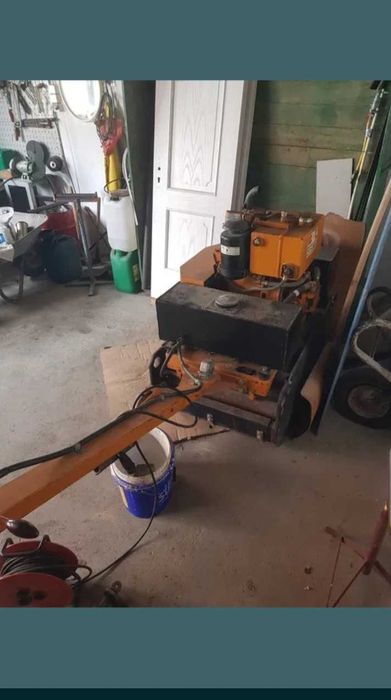 Placă ,compactor de închiriat