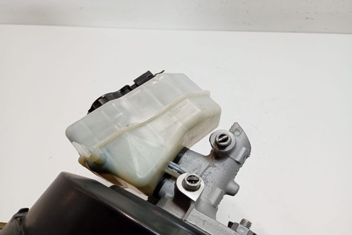 Tulumba servofrana cu pompa centrala 678803802 BMW Seria 3 E90/E91/E9