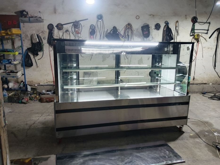 витрина холодильник