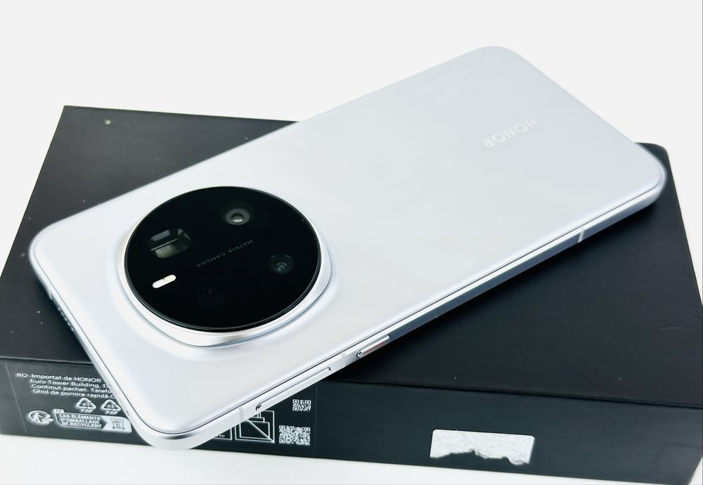 НОВ! Honor Magic 7 Pro 5G 512GB 12RAM Lunar Gray Гаранция!