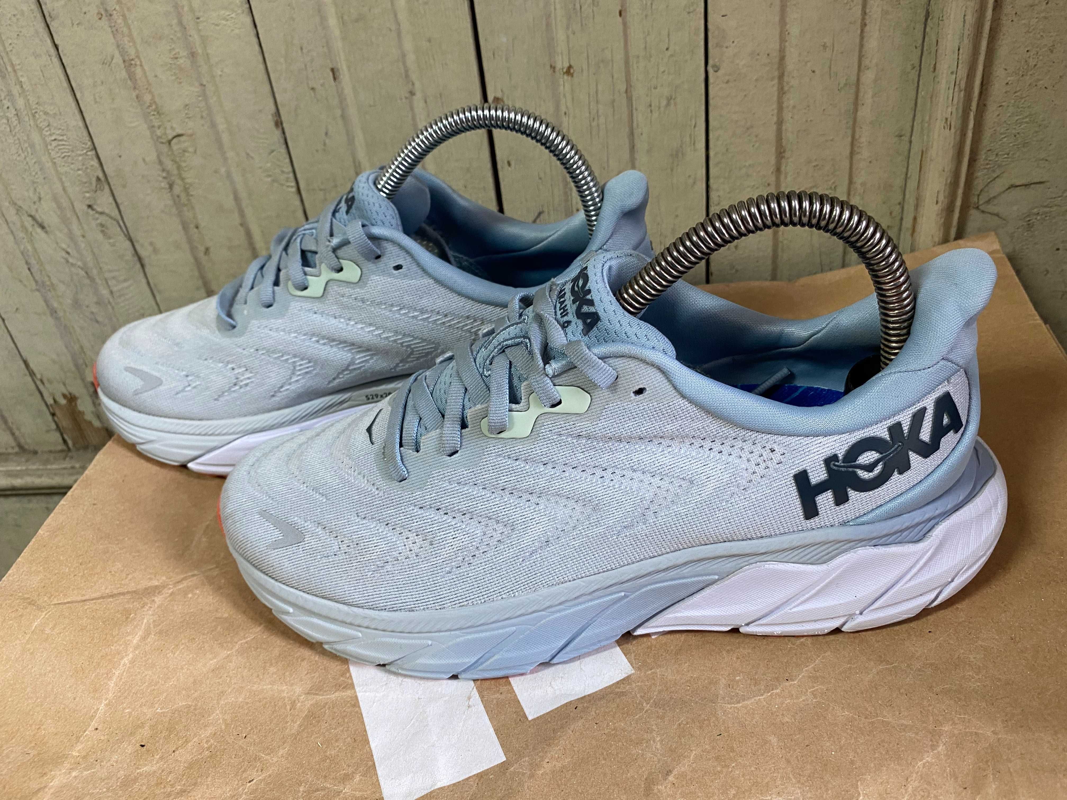 ''Hoka One One W Arahi 6''оригинални дамски маратонки 40 номер