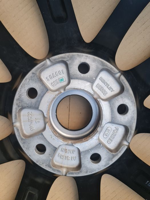 Set janta jante roti 22 Bentley Continental GT Gtc 3S gloss black