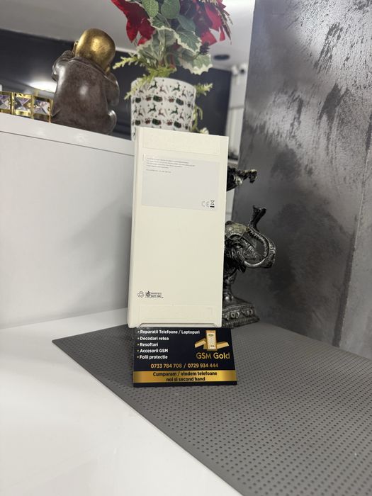 Vand samsung a06 de 128 gb nou