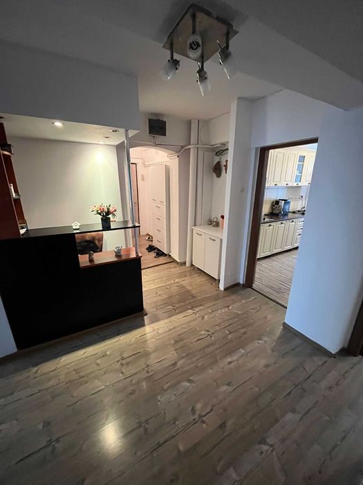 Apartament 3 camere, ultracentral, Bulevardul A.I. Cuza, CAM 3