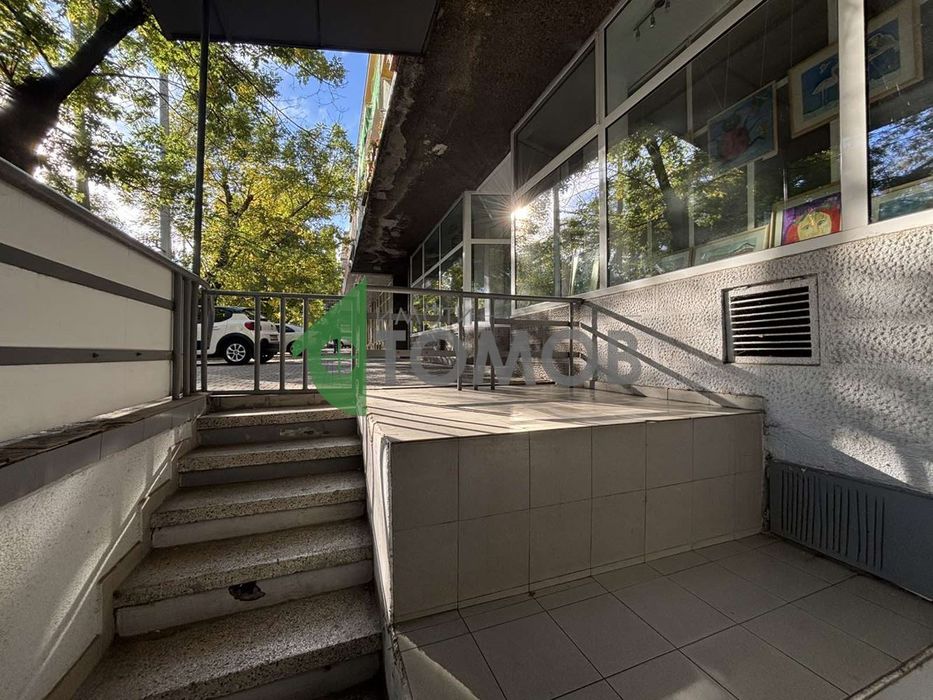 Търговско помещение под наем в центъра на Стара Загора