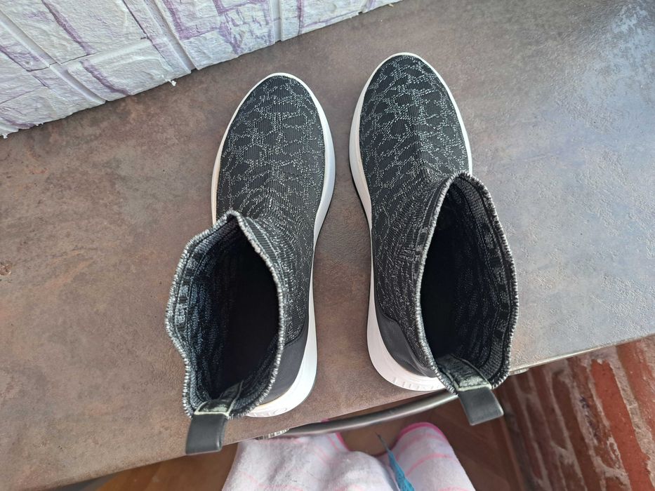 дамски боти,зимни обувки,ботуши Liu Jo номер37