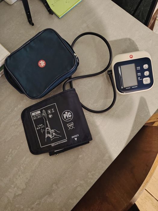 Апарат за кръвно налягане PIC