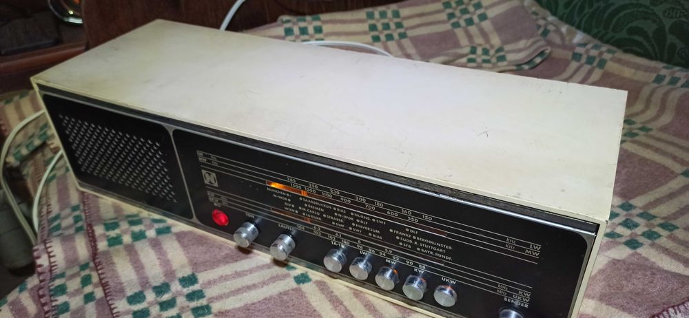 Radio vintage functionale