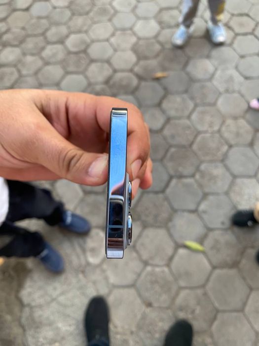 Продаетя Iphone 13 pro ideal