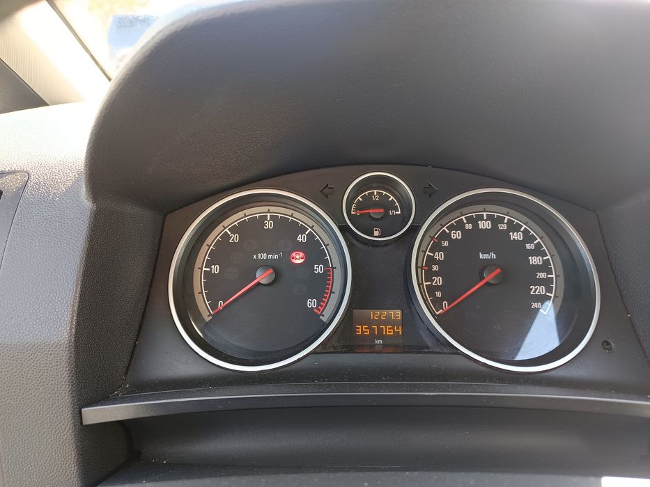 Opel Zafira B 1.9
