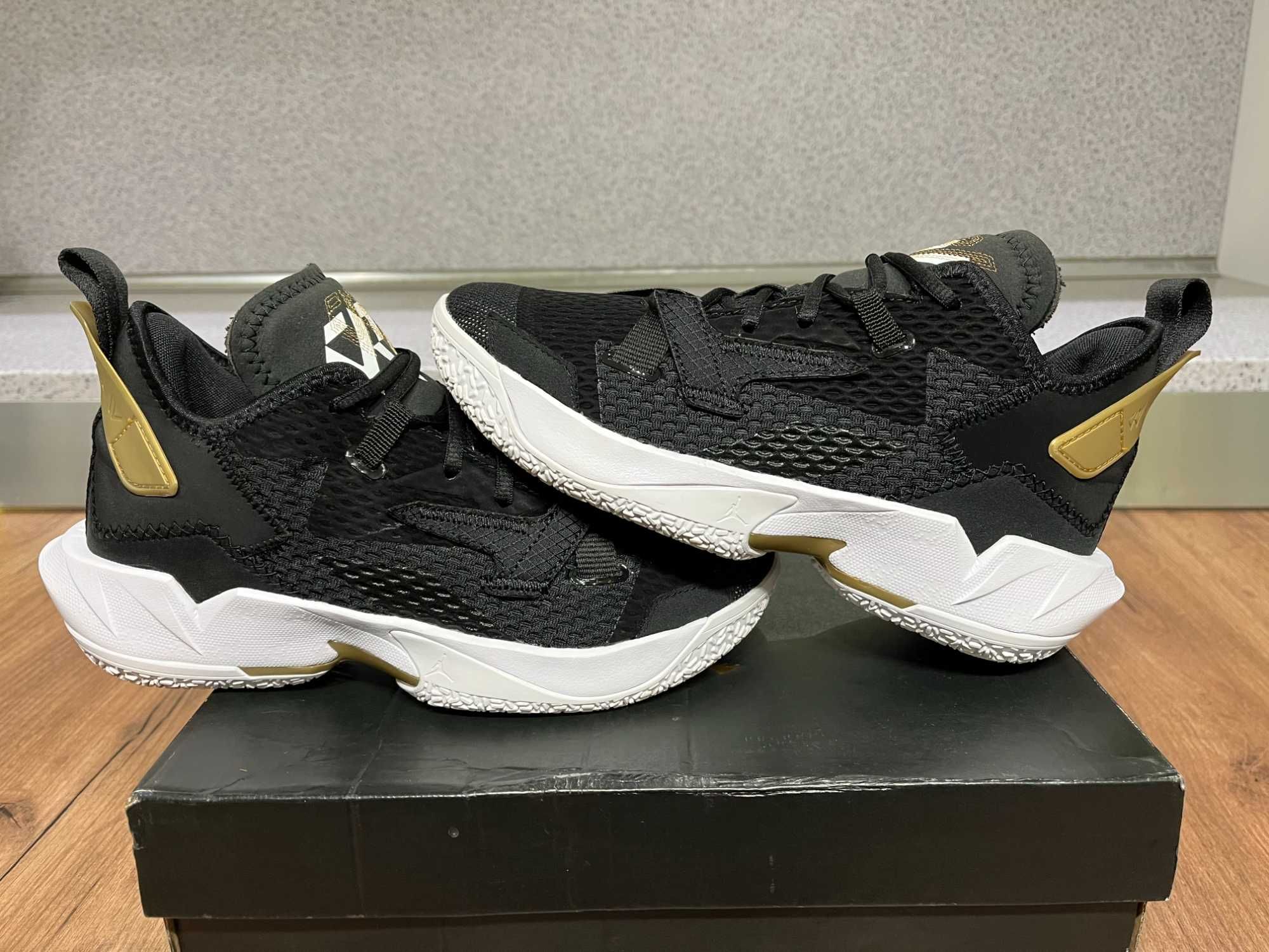 ОРИГИНАЛНИ *** Nike  Jordan "Why Not?" Zer0.4 / Black/ Metallic Gold