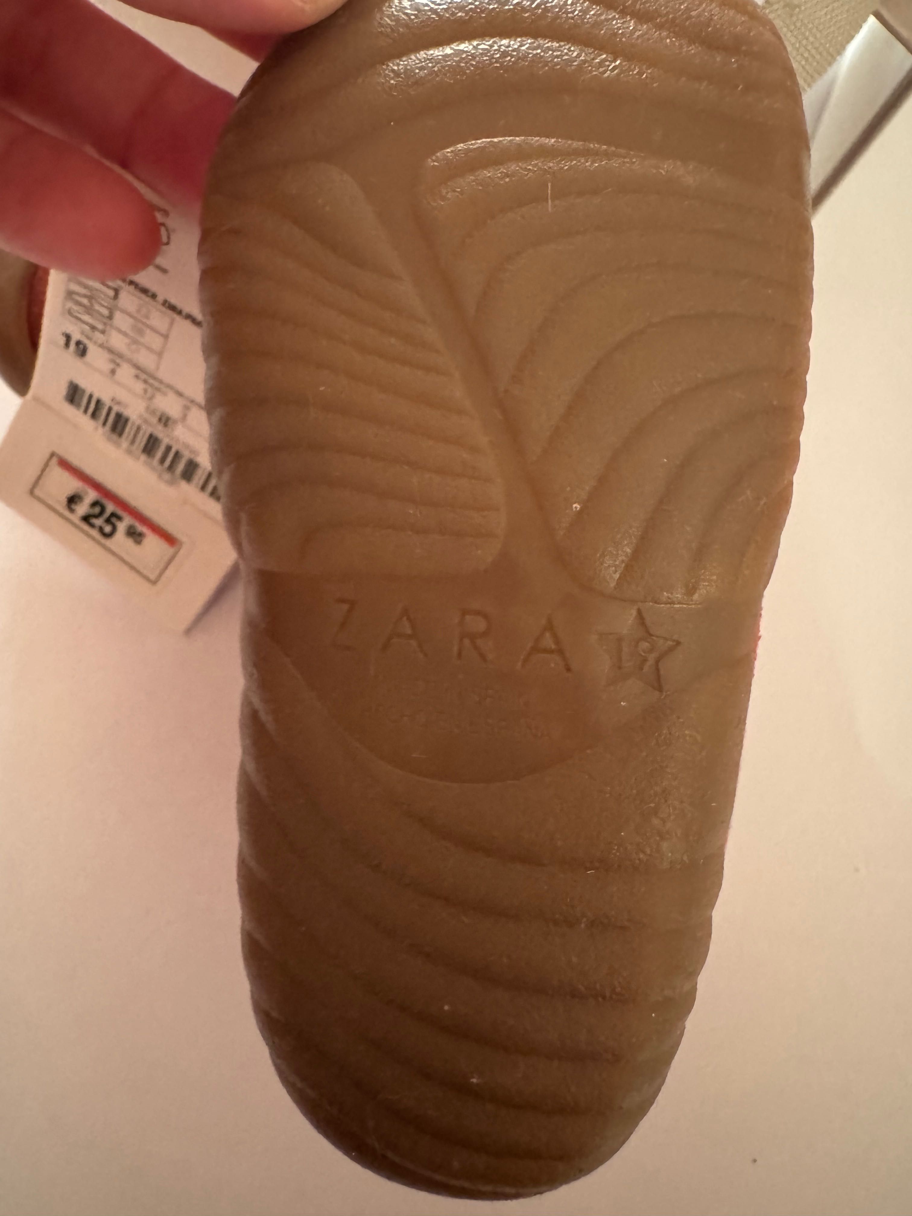 Zara нови обувчици 19 номер