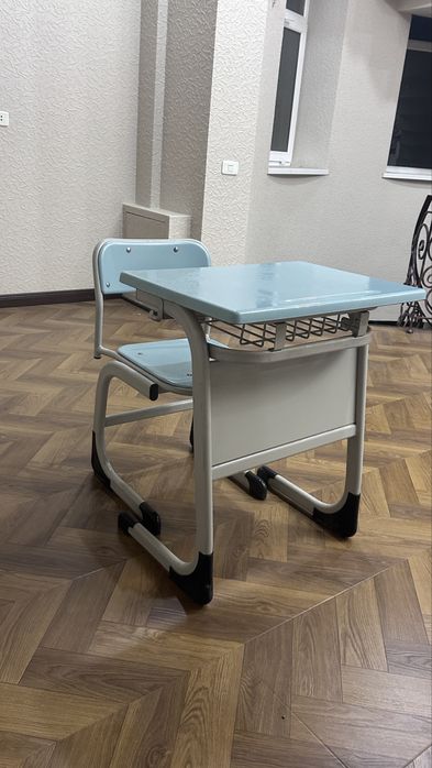 Парта и стул для учебы — удобный комплект