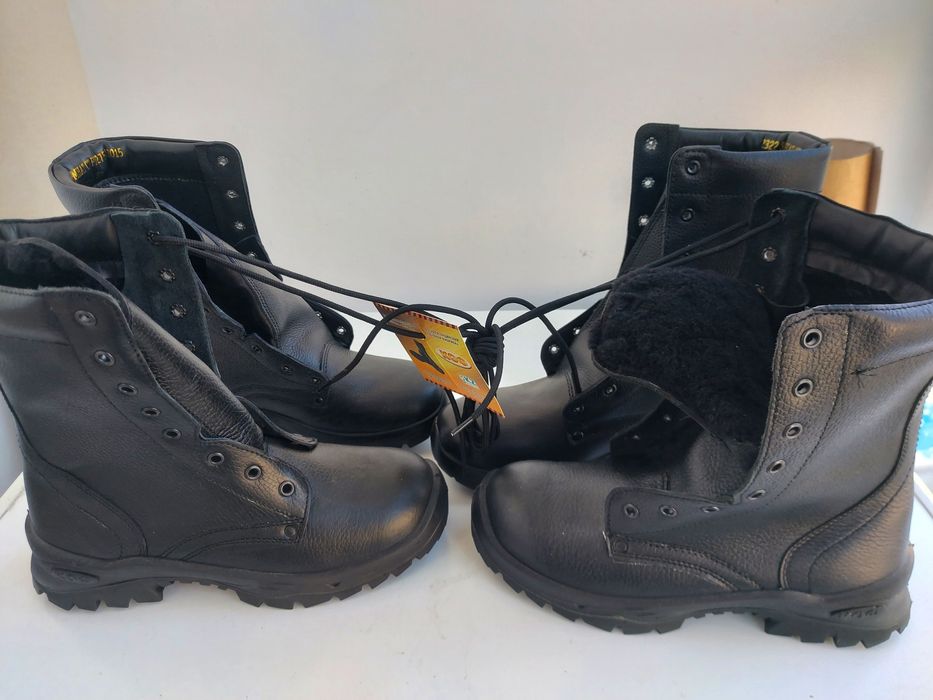 Продам зимние берцы