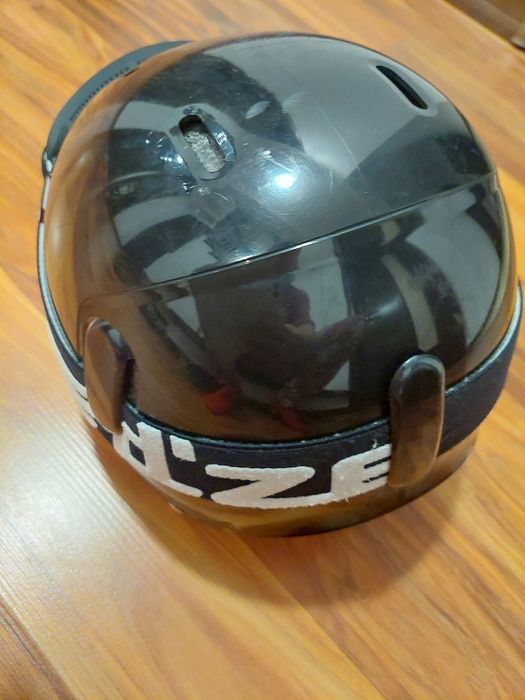 Vand echipament schi Wedze impecabil pentru fata 12-14 ani