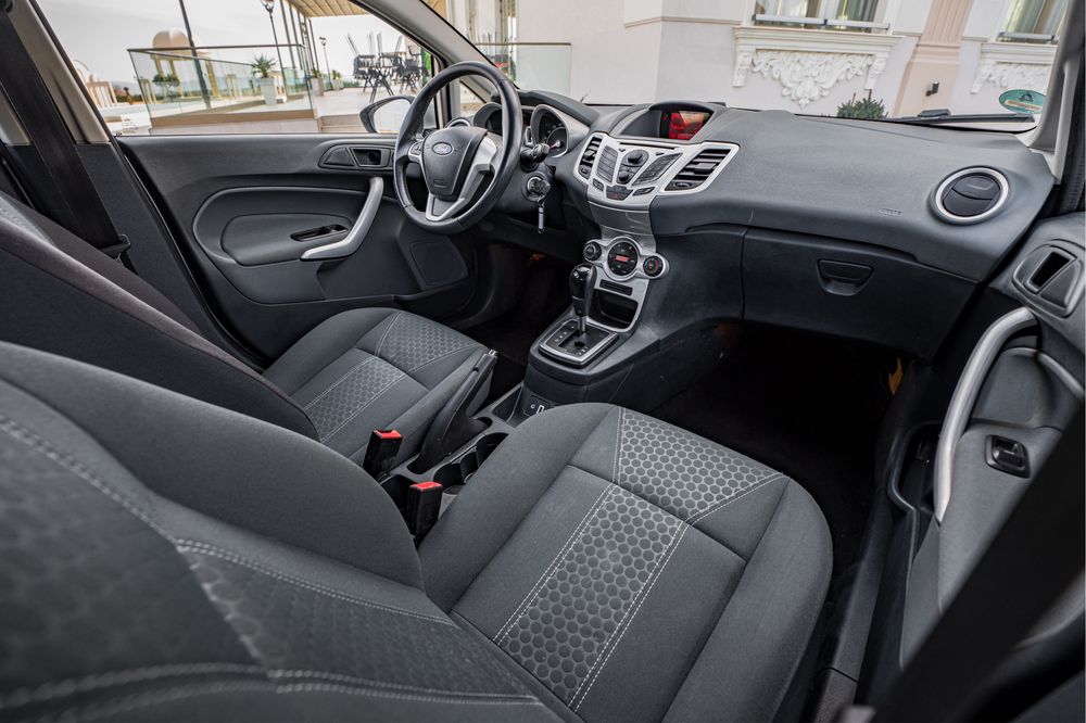 Ford Fiesta *Rate* 1,4 Benzina *Automat* 2011 *Garantie 12 Luni*