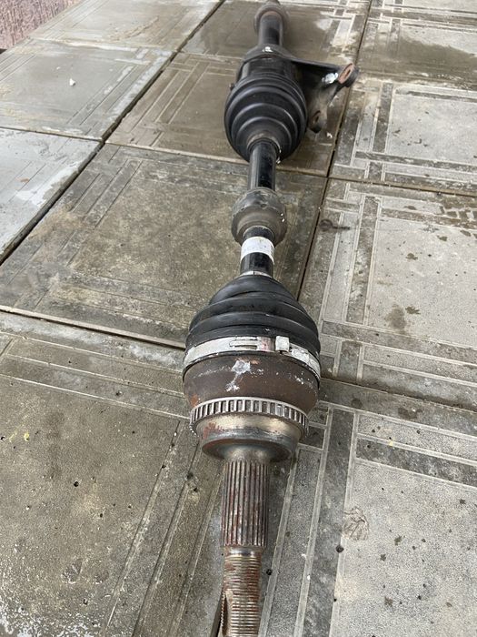 Привод камри 40, обьем 3.5 в сборе с балансиром в идеальном состоянии