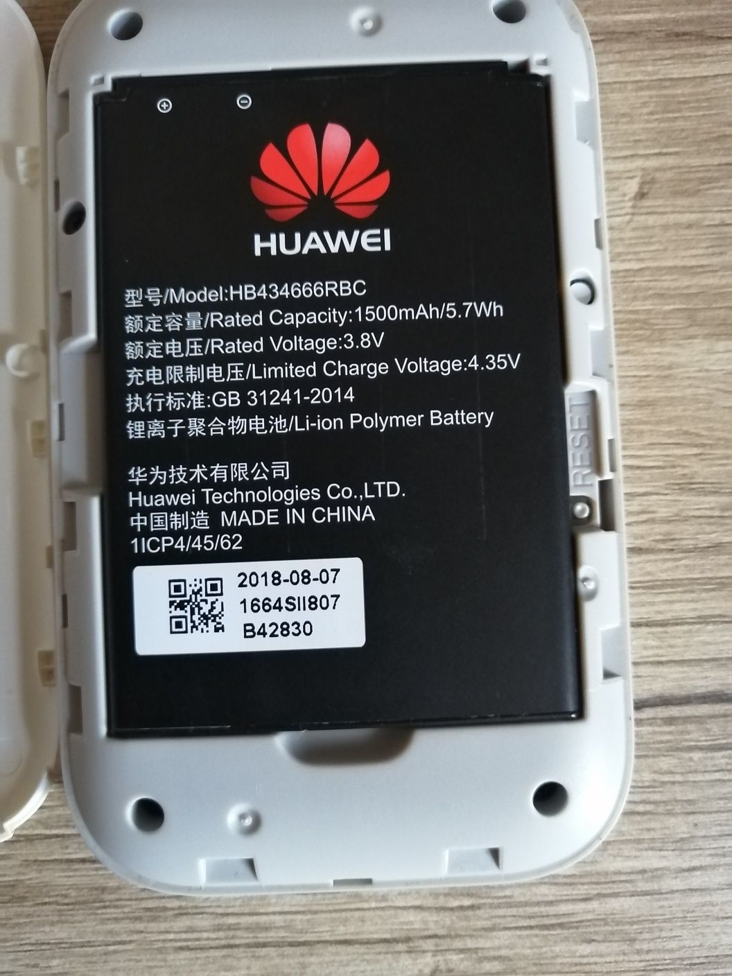 Vând modem 4G Huawei