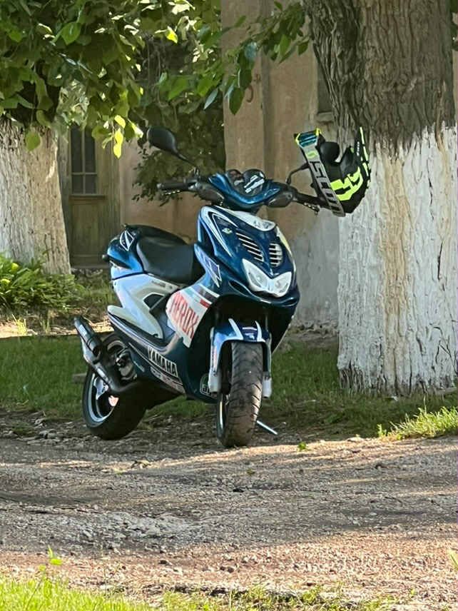 Продавам Yamaha aerox