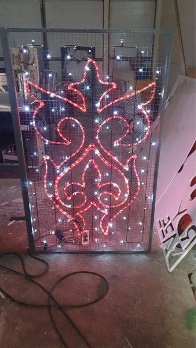 Световые консоли на столбы украшение улиц города