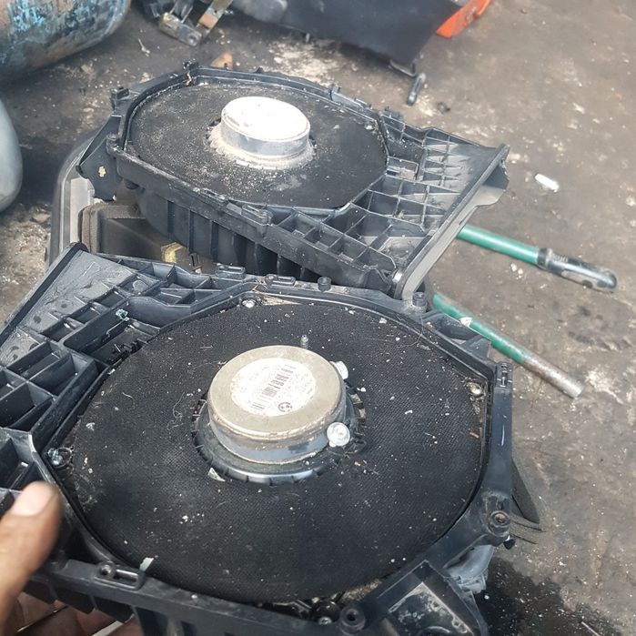 Бушониера за БМВ е90 2.0д 163кс