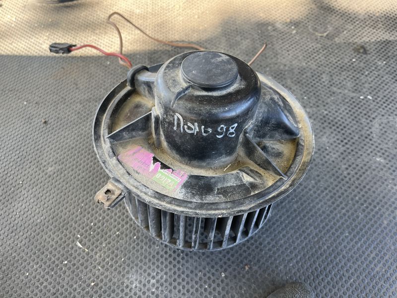 Вентилатор парно Volkswagen Polo 98г