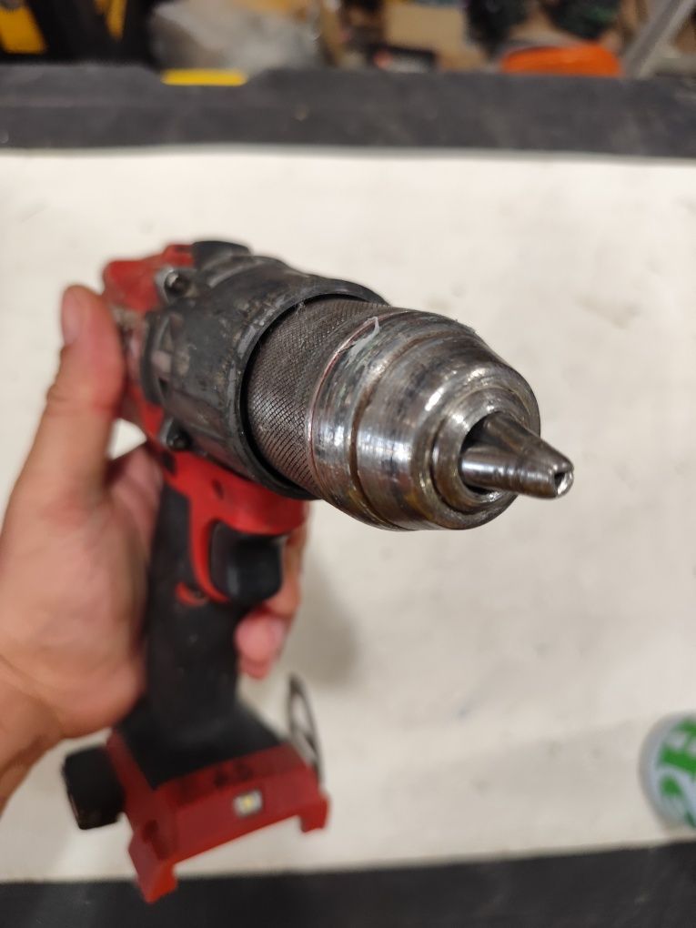 Безчетков акумулаторен винтоверт Милуоки Milwaukee M18 FDD2 135nm