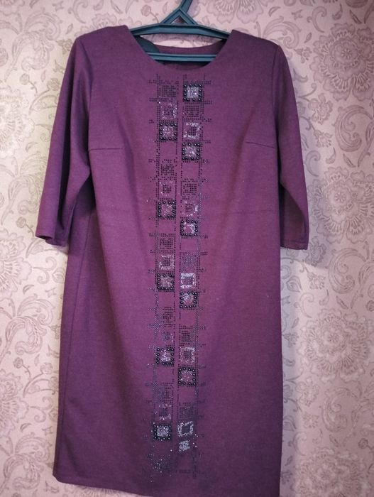 Продам платья б/у