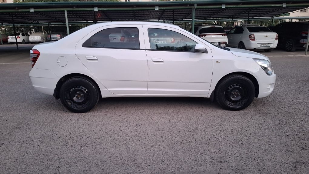 Chevrolet Cobalt mehanika sotiladi