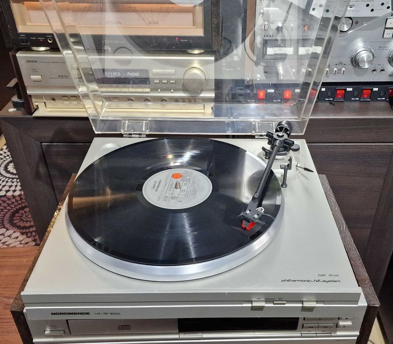 Pick up Normende RP 900A Philharmonic HiFi System