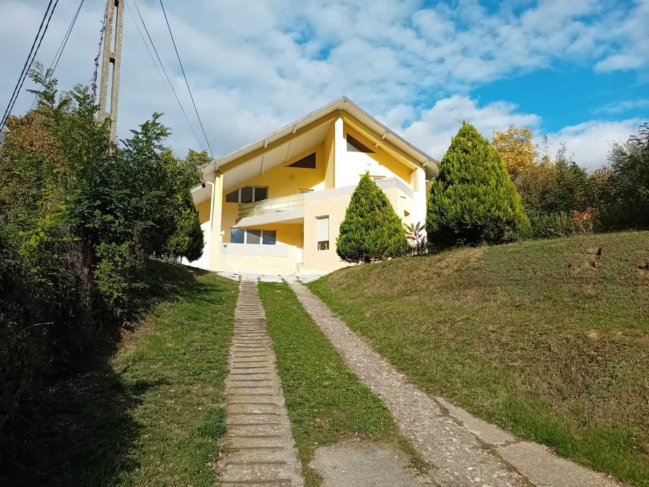 Vila de lux in Ștefănești  Argeș
