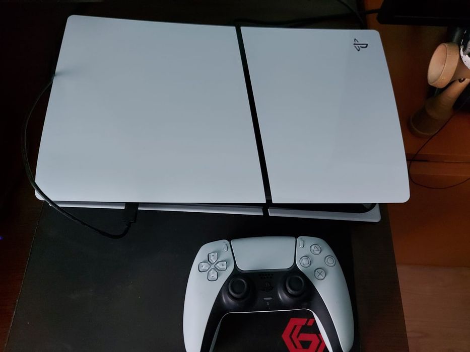 PS 5 slim,varianta digitala,1 TB SSD,D-Chassis