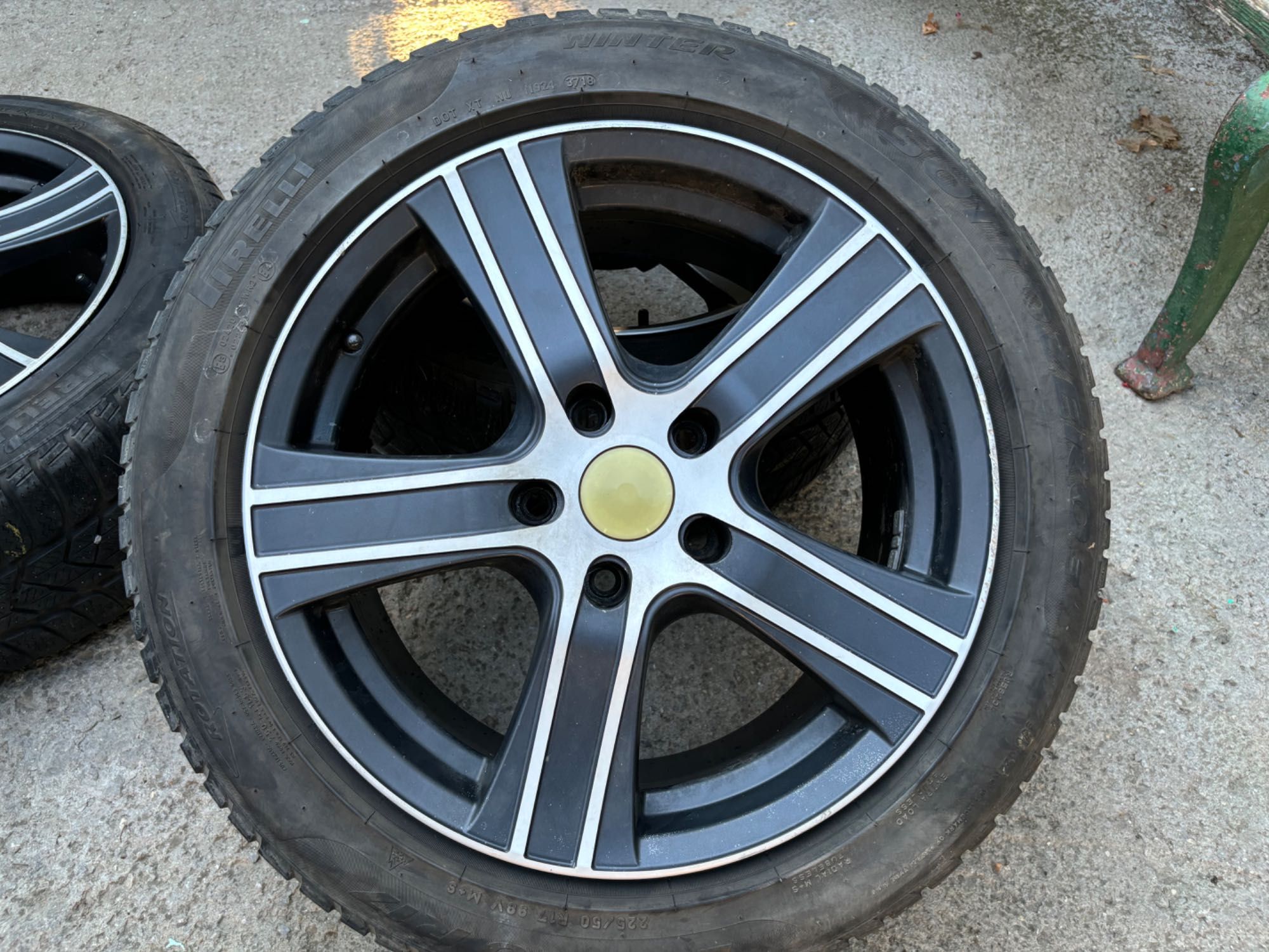 17 за БМВ със зимни гуми 17 bmw 225 50 17