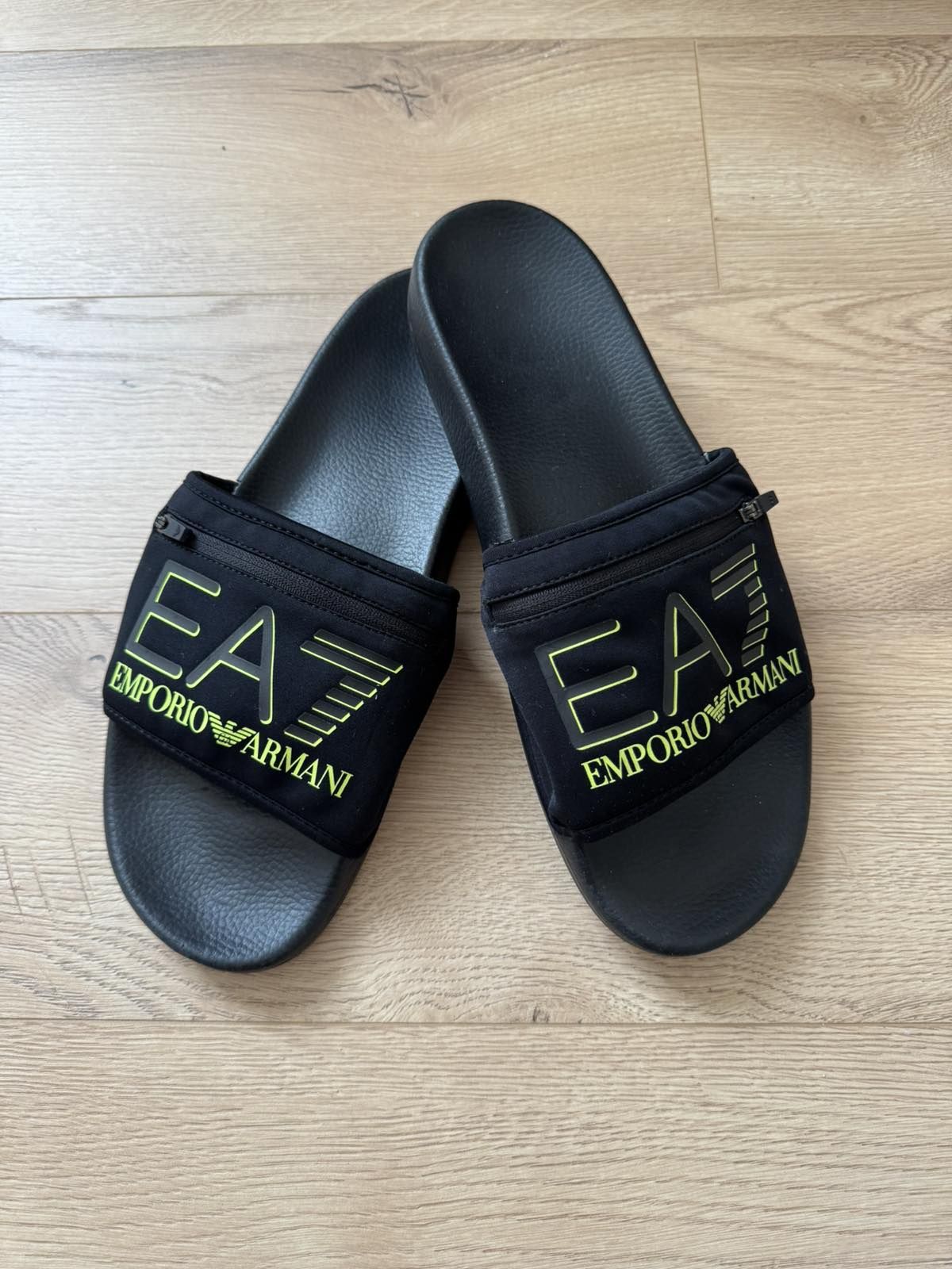 Черни чехли ЕА7 Emporio Armani размер 44
