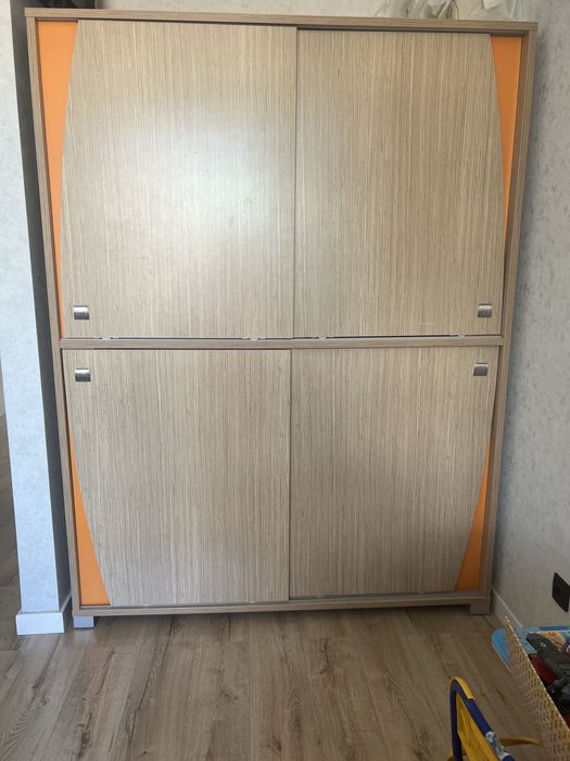 Продам шкаф в отличном состоянии