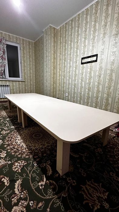 Қонақ күтуге арналған жер столы