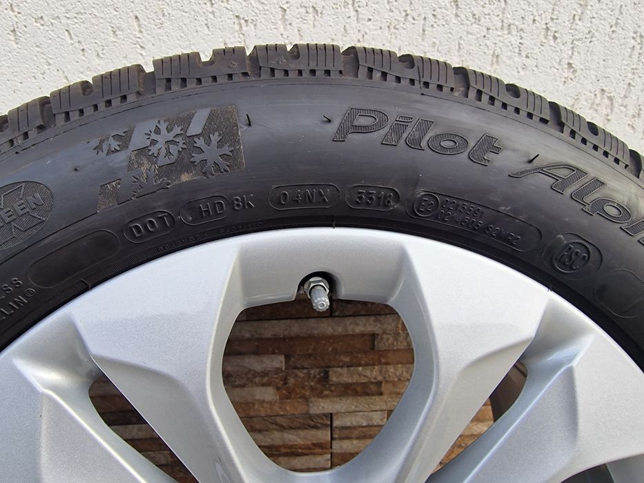 Jante 17 de iarna BMW X1,X2, f48, f39 anvelope Michelin, 5x112