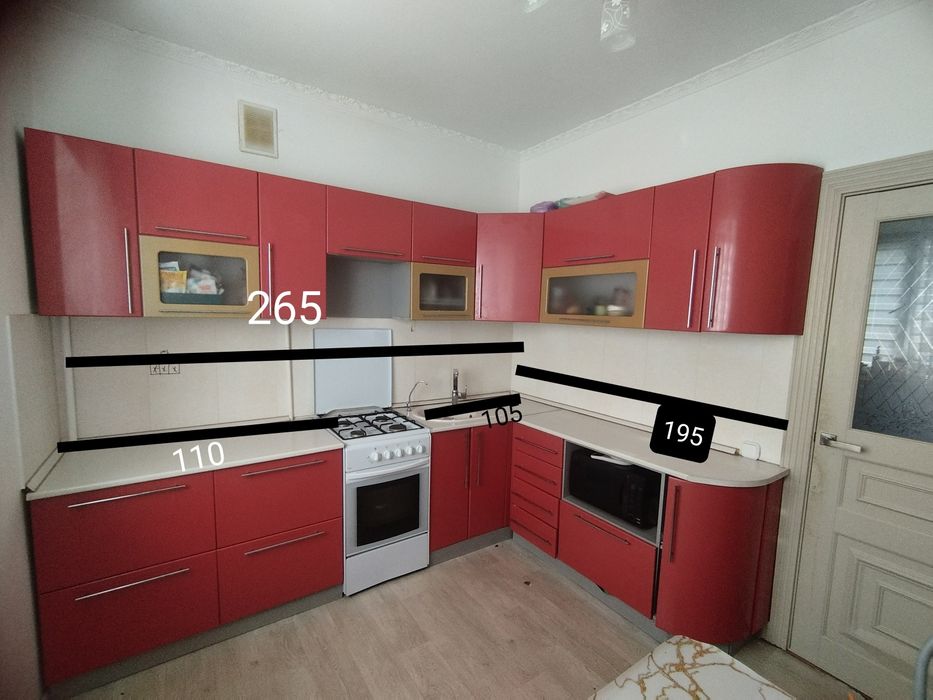 Продаю кухню в хорошем состоянии и газовая плита