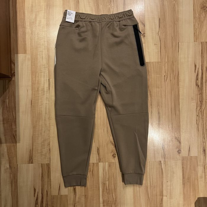 Nike Tech Fleece