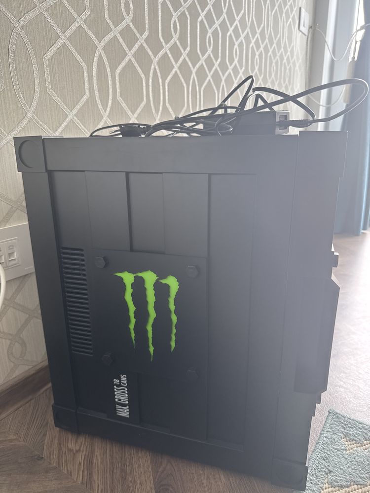 Monster Energy mini frigider