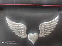 Декорация метално сърце с крила