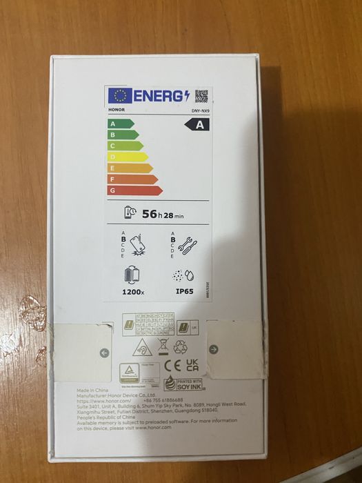 Vand telefon Honor 400 256 gb nou