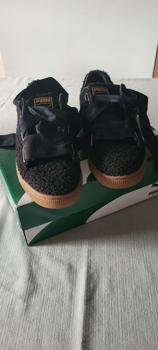 Adidasi  Puma marimea 37.