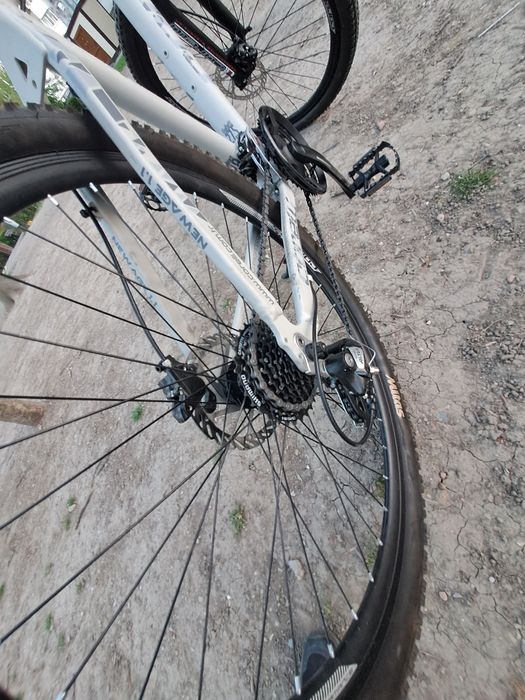 Vând bicicleta în stare buna