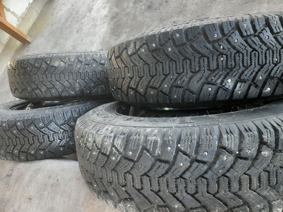 Продам 185×70×14 разбалтовка 4×100 находится в село Октябрьском